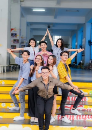 29-sinh-vien-huflit-tham-gia-teambuilding
