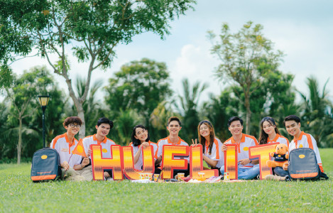 02-tang-toi-da-co-hoi-vao-dai-hoc-voi-4-phuong-thuc-xet-tuyen-cua-huflit