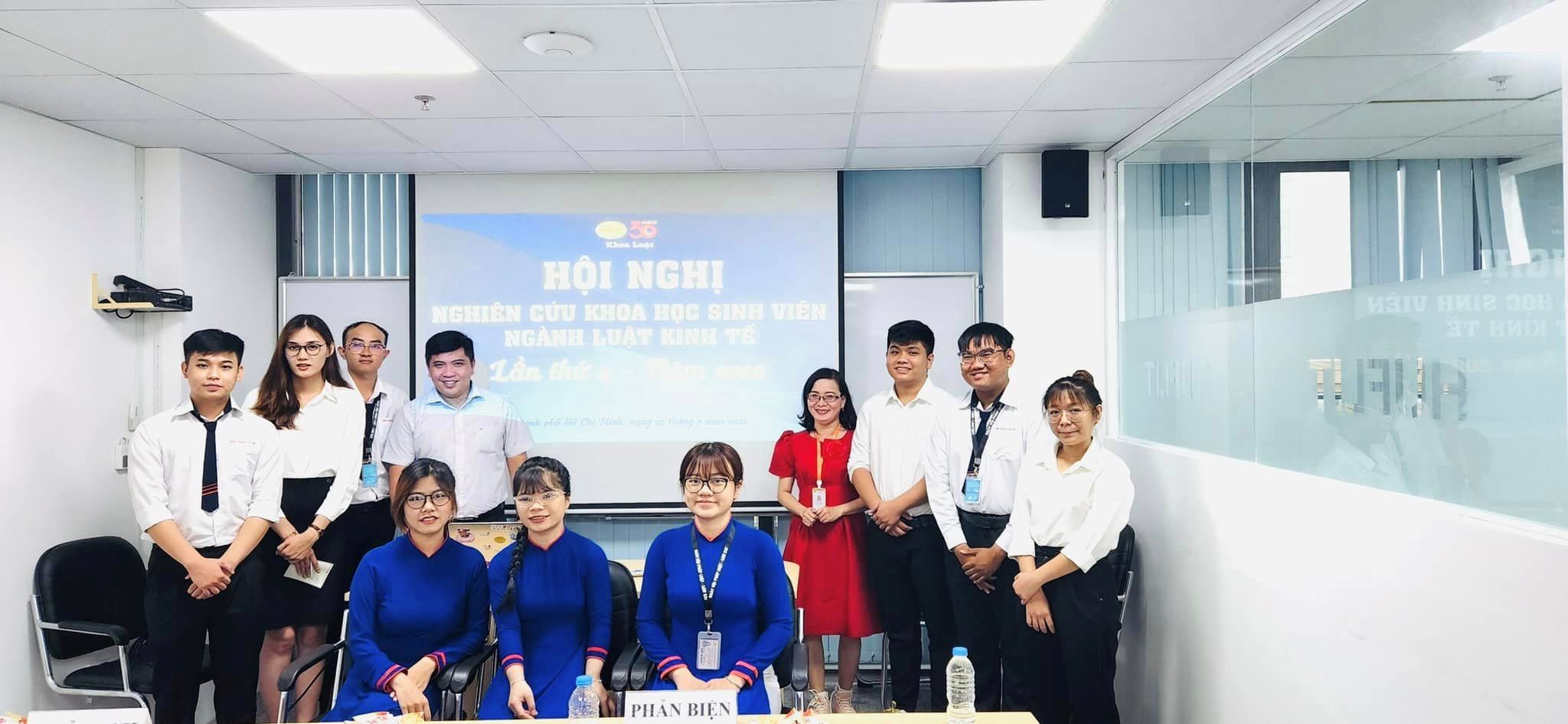 1-HỘI NGHỊ NGHIÊN CỨU KHOA HỌC SINH VIÊN LUẬT KINH TẾ LẦN THỨ IV
