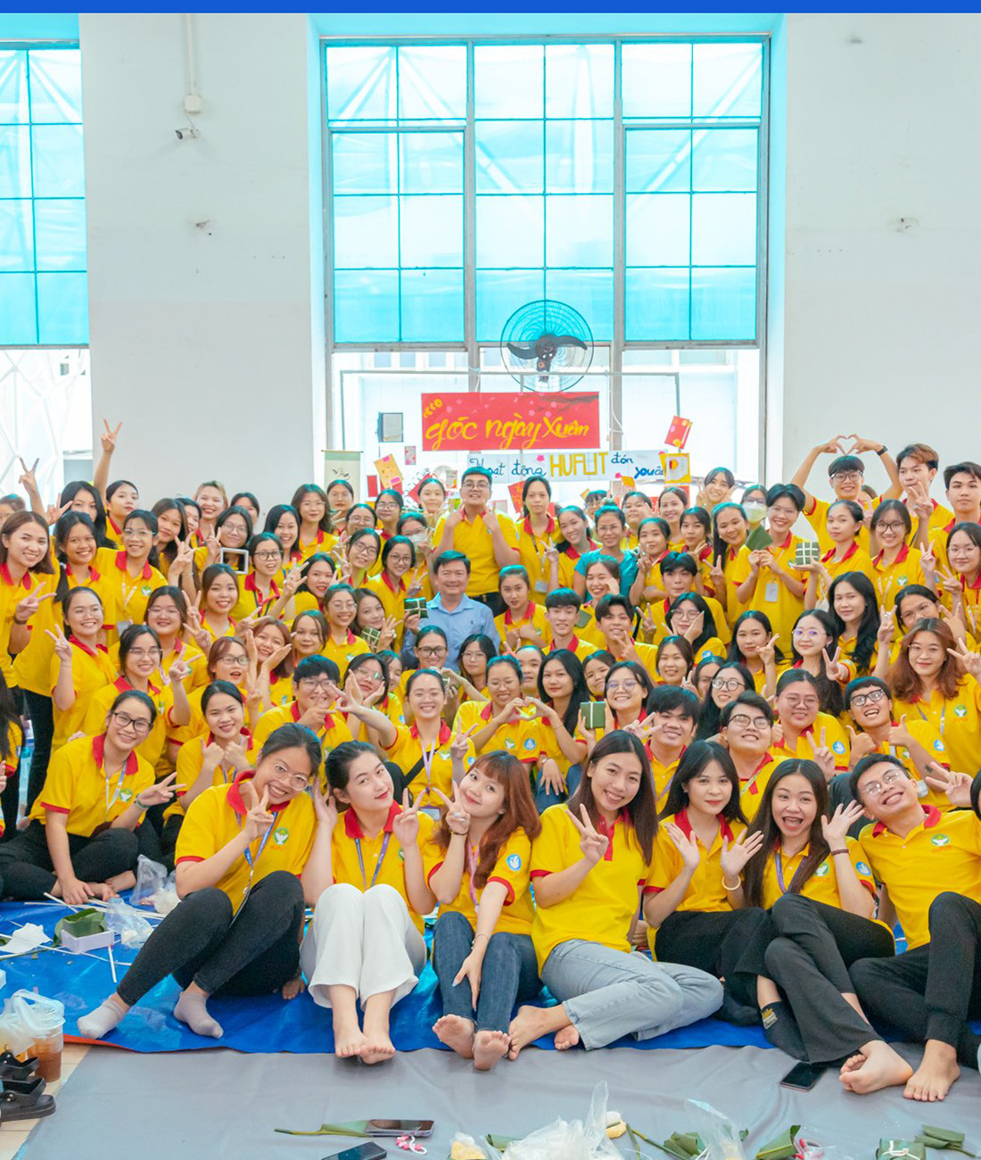 hoi-sinh-vien-viet-nam-huflit-2