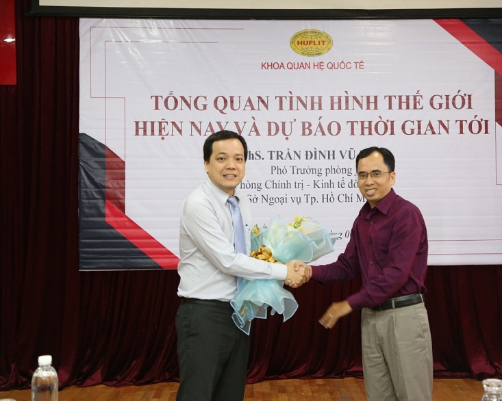102-thumb-so-ngoai-vu-giao-luu-huflit