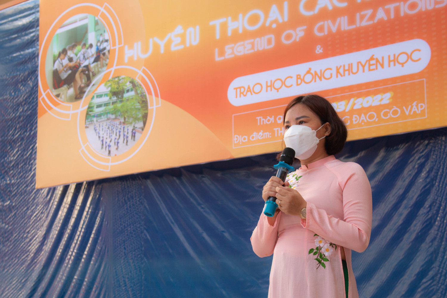 44-HUFLIT trao học bổng khuyến học, đồng hành cùng học sinh thpt