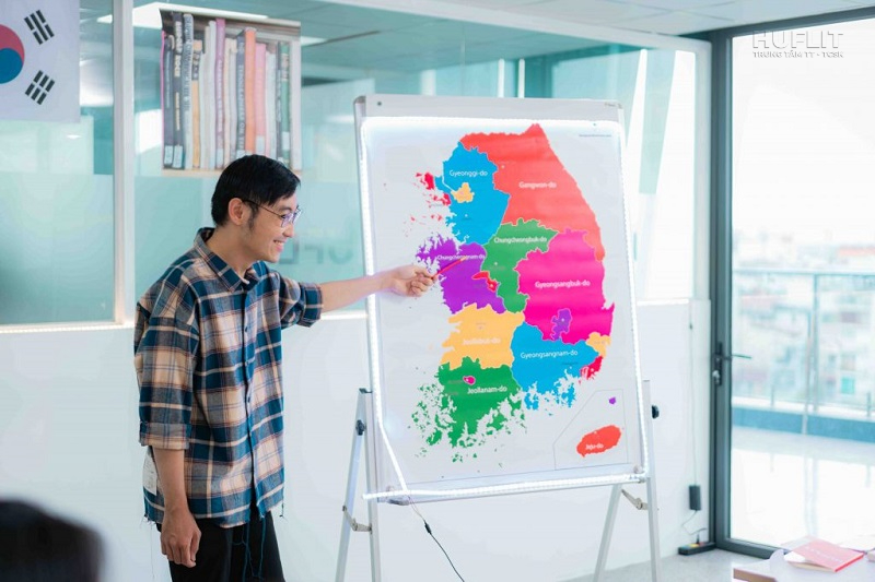 dong-phuong-hoc-truong-nao-01