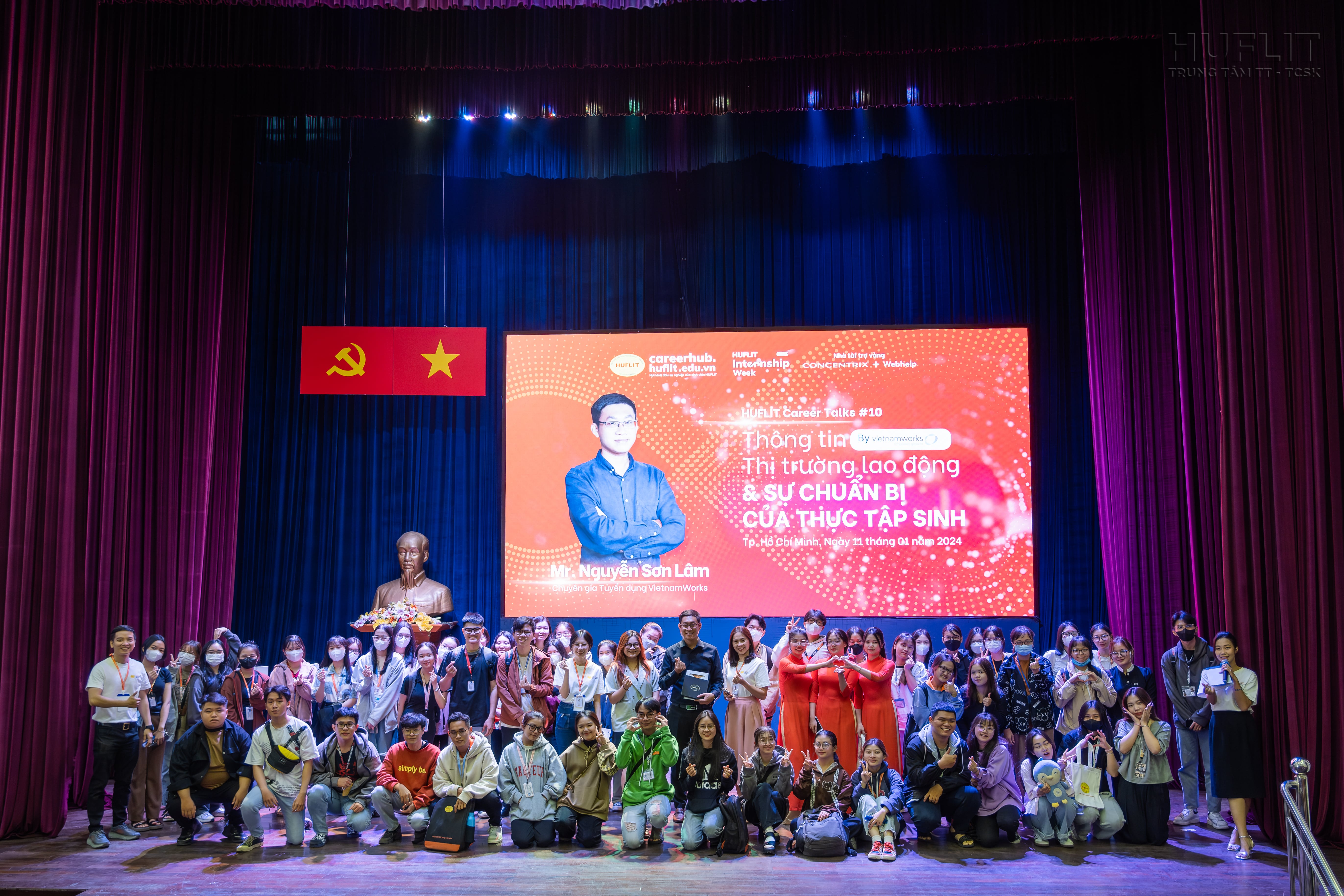 Phòng Đối ngoại tổ chức HUFLIT Career Talks số 10