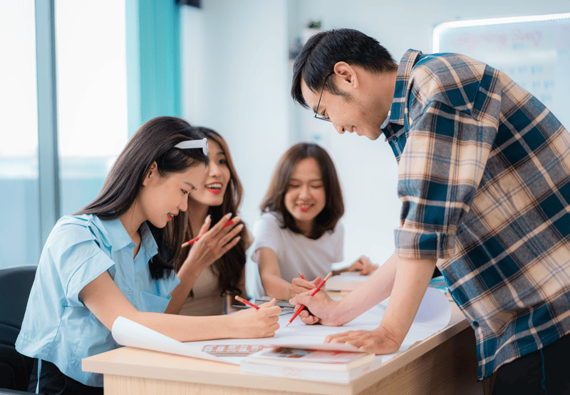 Tinh thần tự học tại HUFLIT