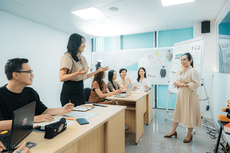 HUFLIT là lựa chọn lý tưởng để theo đuổi nghề Marketing Specialist