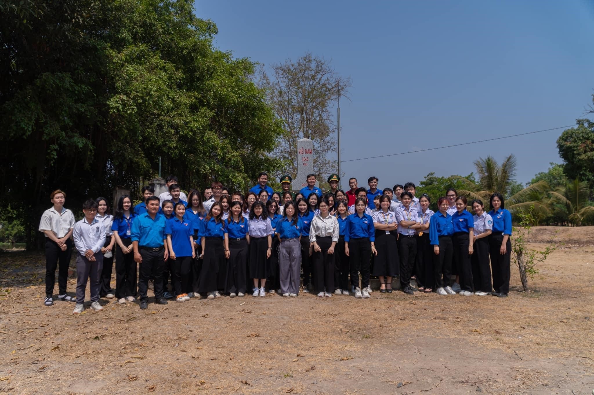 Tháng Thanh niên HUFLIT 2024