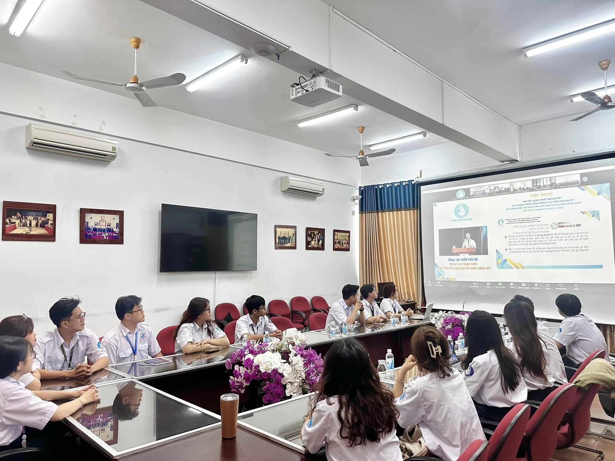 Tháng Thanh niên HUFLIT 2024