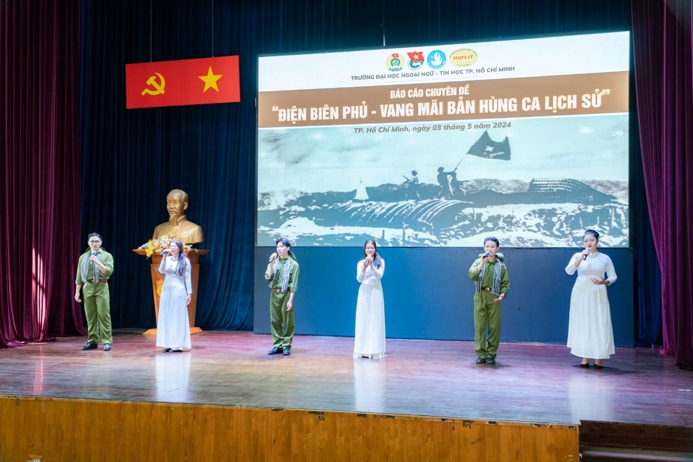 Đa dạng các hoạt động giáo dục truyền thống cho đoàn viên, thanh niên HUFLIT trong những ngày tháng 4, tháng 5 lịch sử