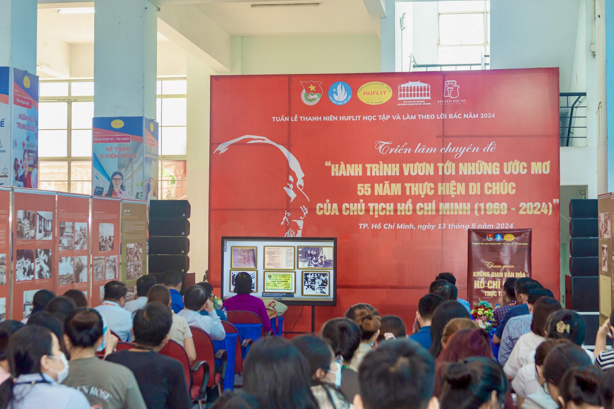 Tuần lễ “Thanh niên HUFLIT học tập và làm theo lời Bác” năm 2024