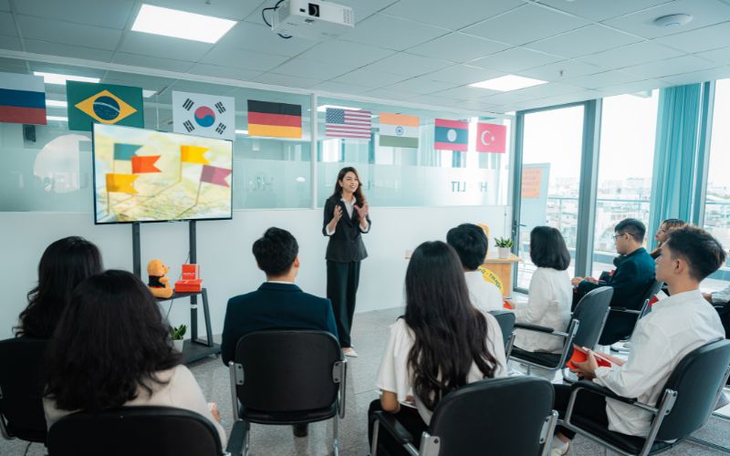 các môn chuyên ngành bằng tiếng Anh
