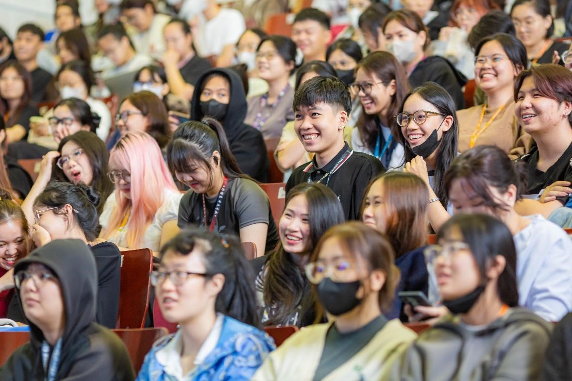 Hội thảo kỹ năng “Tư duy tích cực và phản biện”