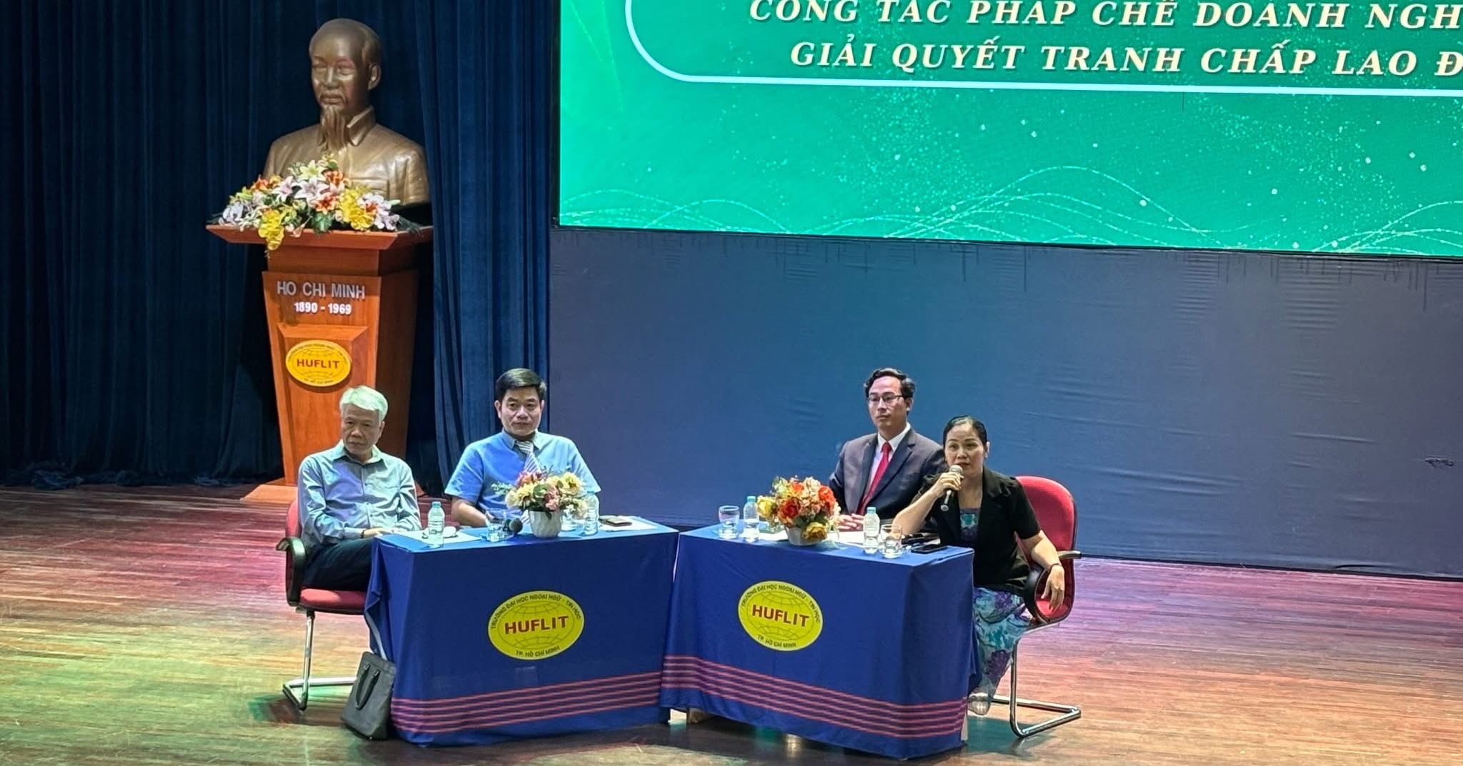 Hội thảo kỹ năng “Giải quyết vấn đề trong lĩnh vực pháp lý”