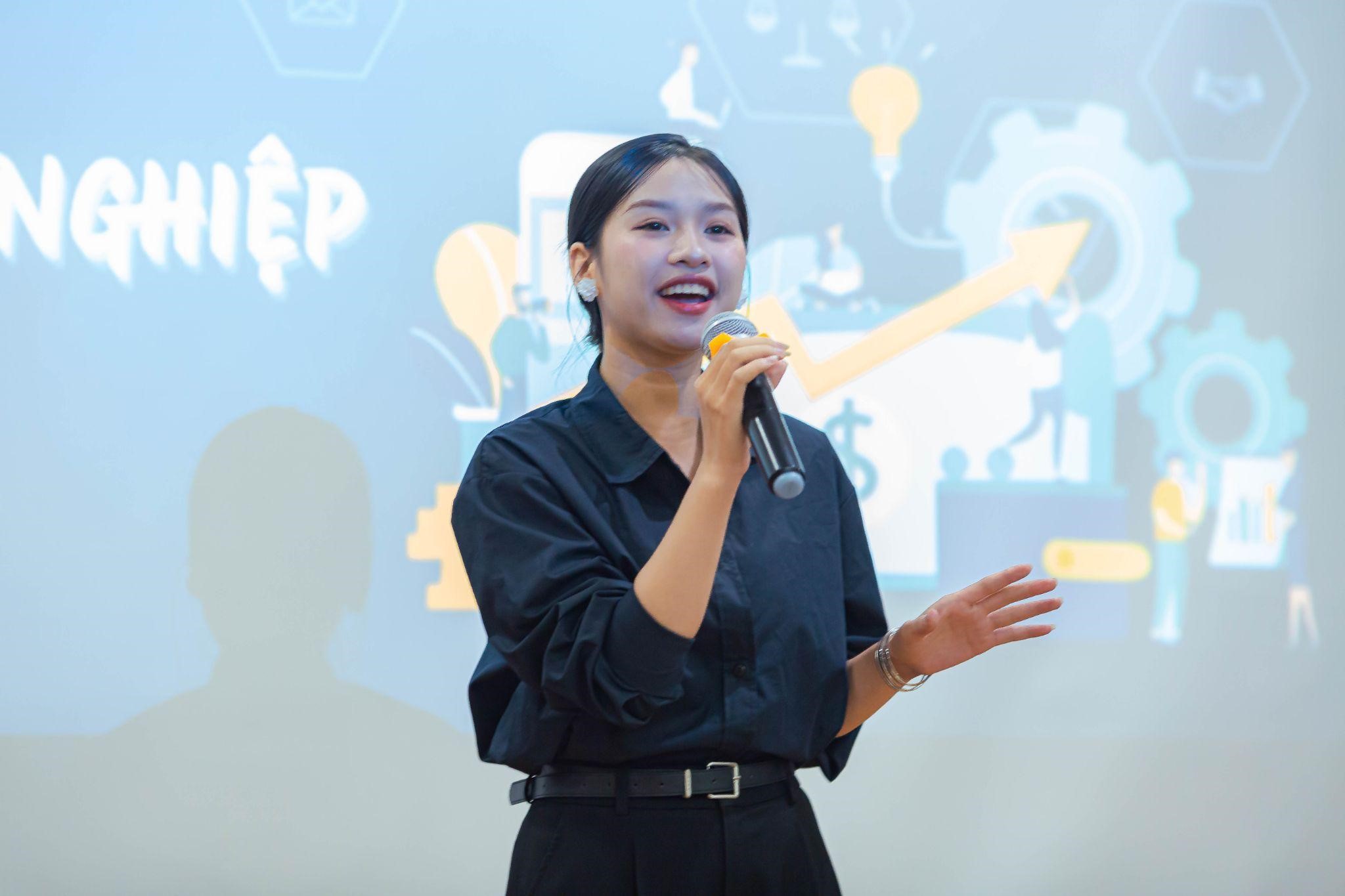 Talkshow “Tư duy Khởi nghiệp”