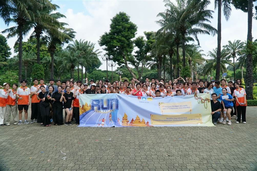 Doan-Hoi-HUFLIT-Chay-cung-thanh-xuan-1
