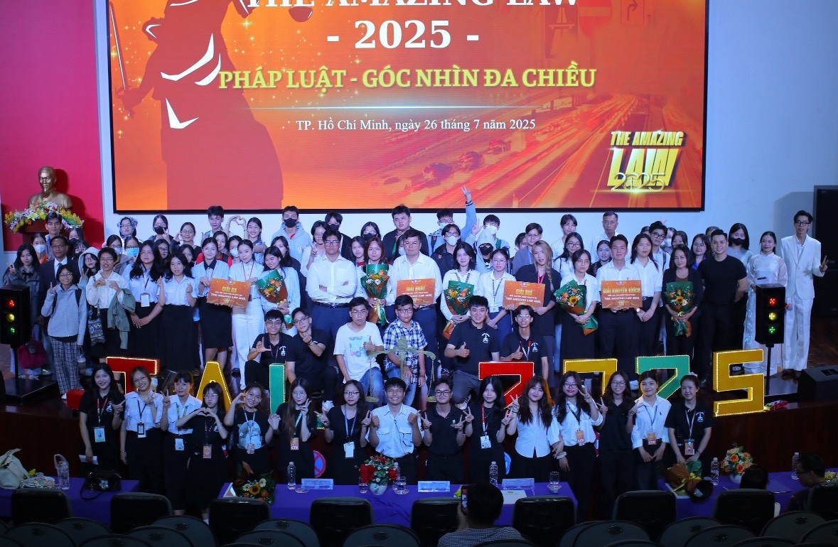 Doan-Hoi-HUFLIT-The-Amazing-law-2025-19