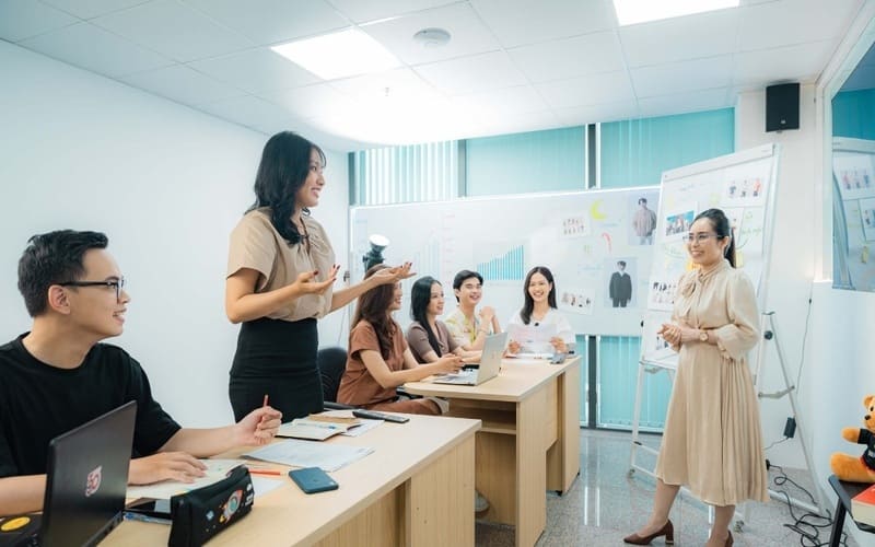 Chương trình Quản trị kinh doanh và các môn học