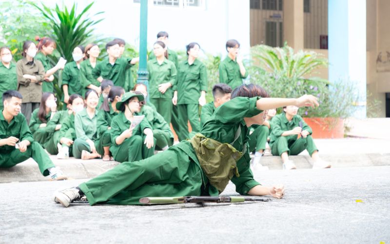 Học quân sự