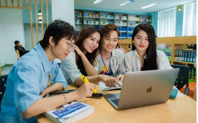 Học nhóm đòi hỏi sinh viên phải trình bày ý kiến